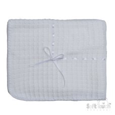 SH12-W: White Waffle Shawl